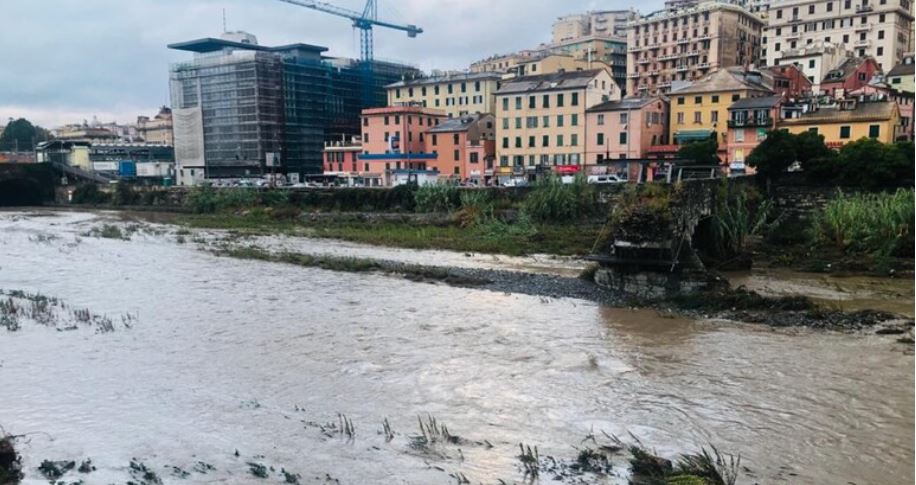 Moti i keq ne Itali: Autoritetet leshojne alarmin e kuq, pezullohen trenat me Francen
